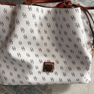 Dooney & Bourke White and Tan Shoulder Bag